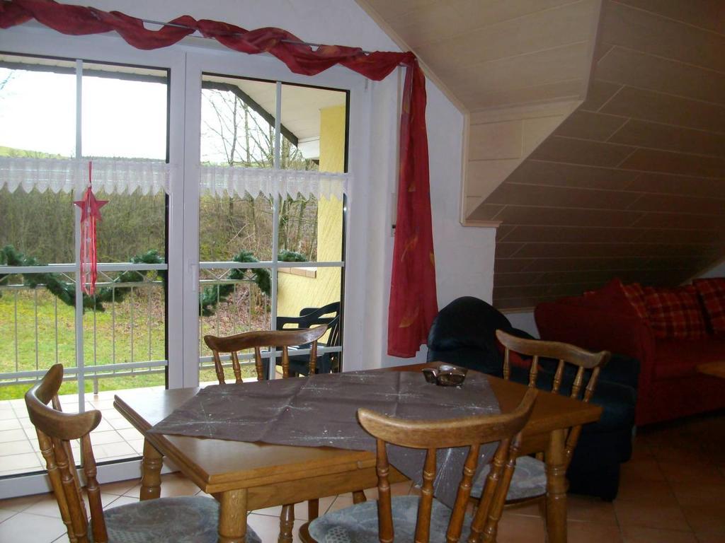 Ferienwohnung Mastiaux Mirbach 외부 사진